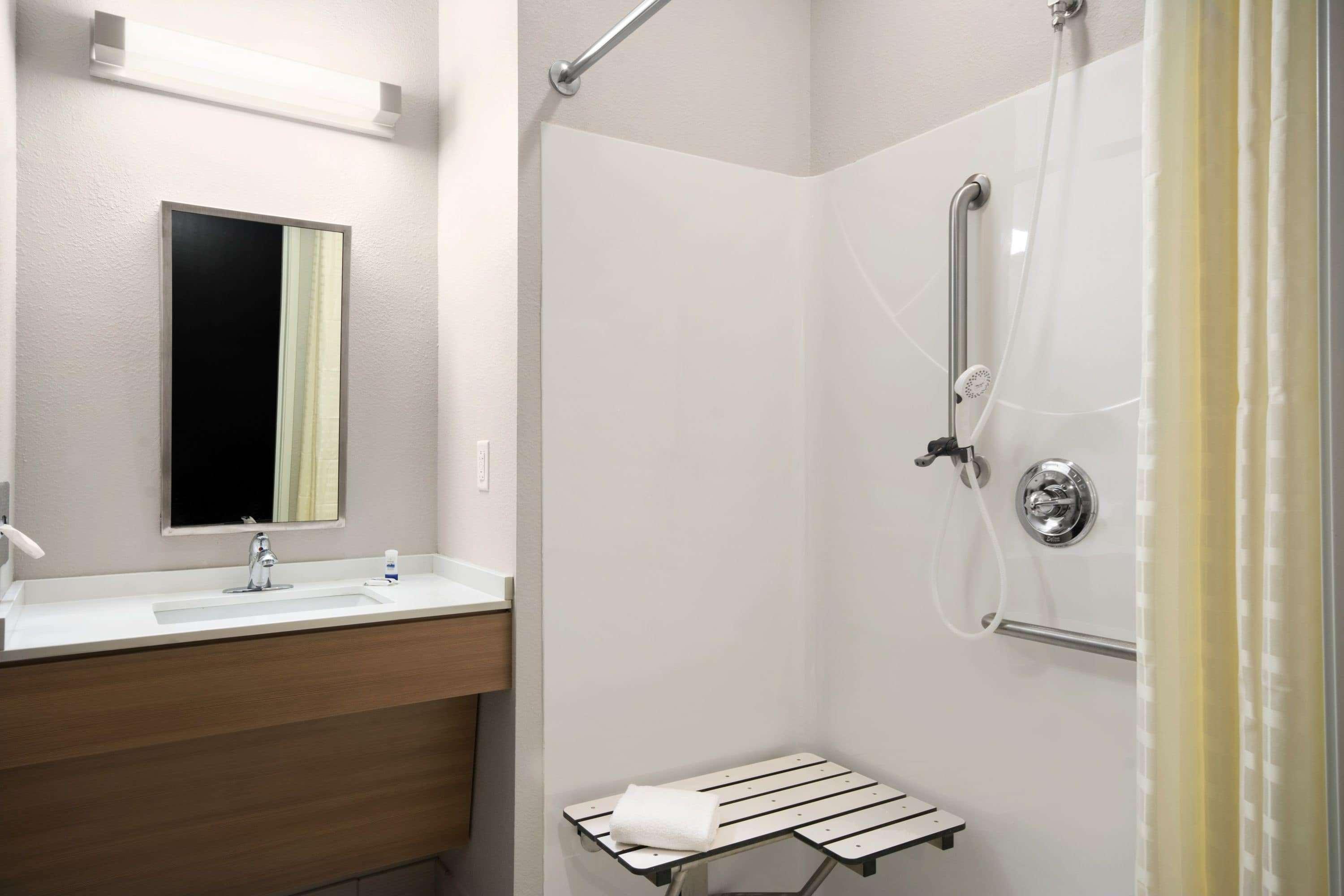 Microtel Inn & Suites By Wyndham Lynchburg Eksteriør billede