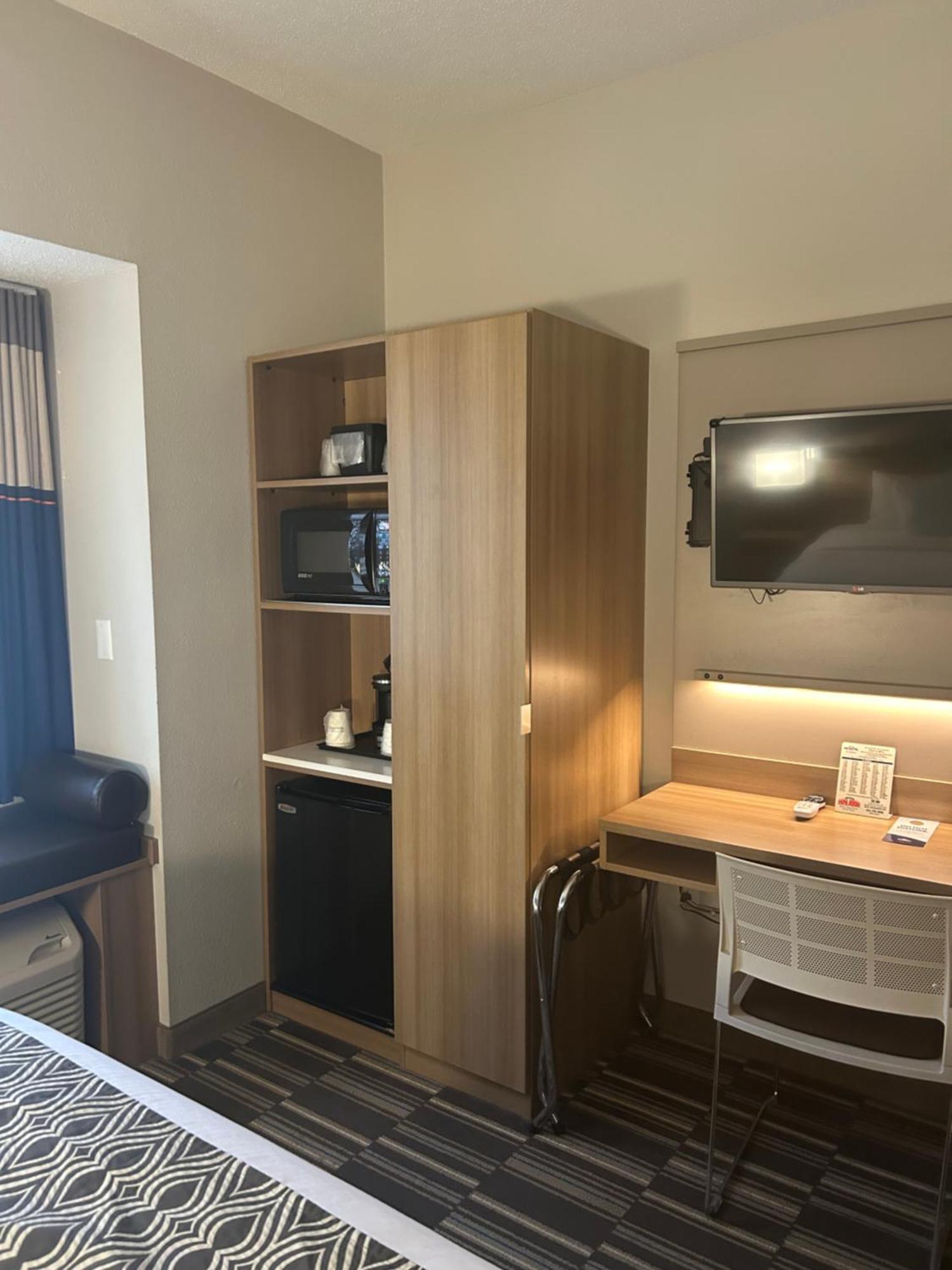 Microtel Inn & Suites By Wyndham Lynchburg Eksteriør billede