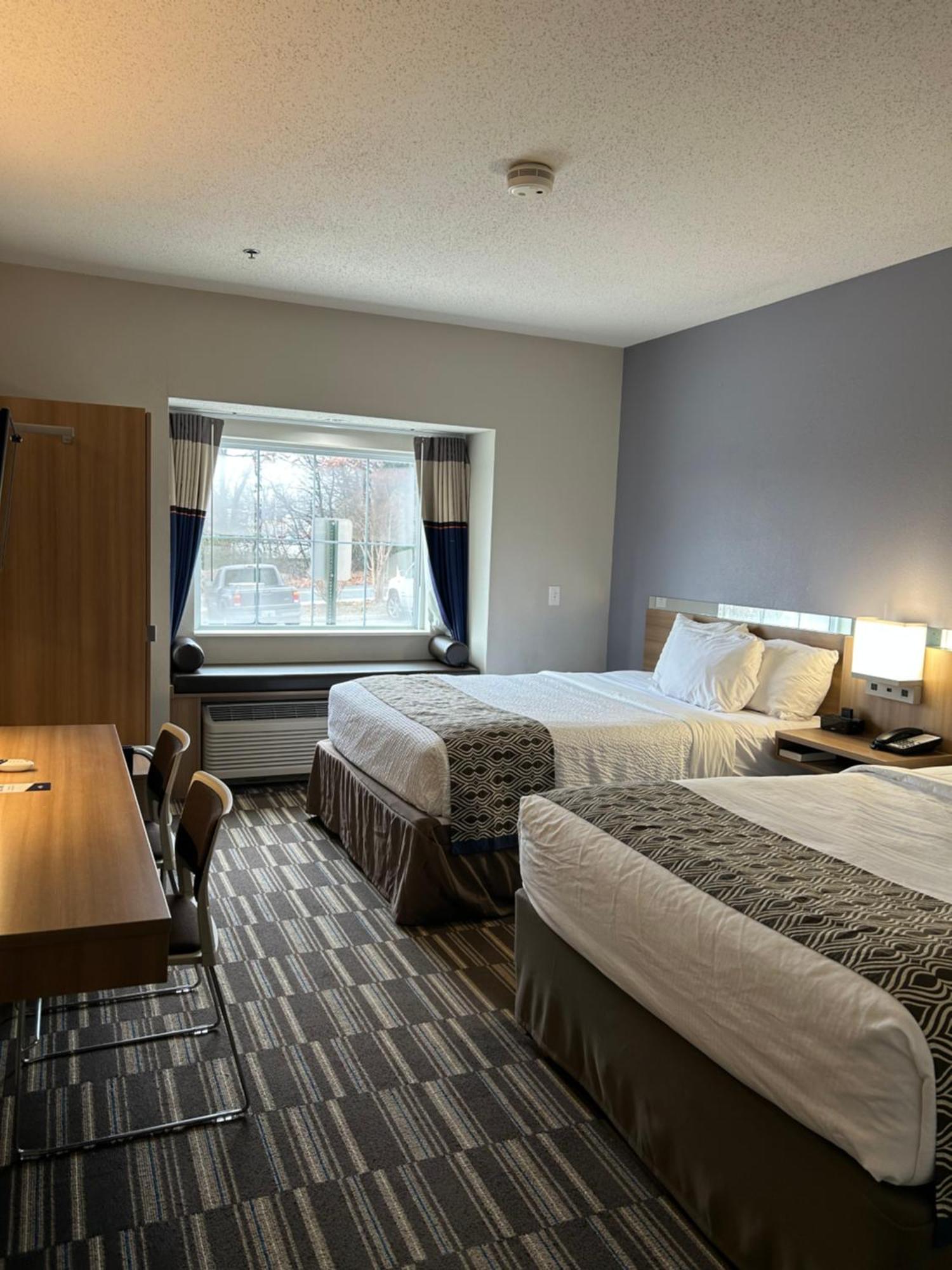 Microtel Inn & Suites By Wyndham Lynchburg Eksteriør billede