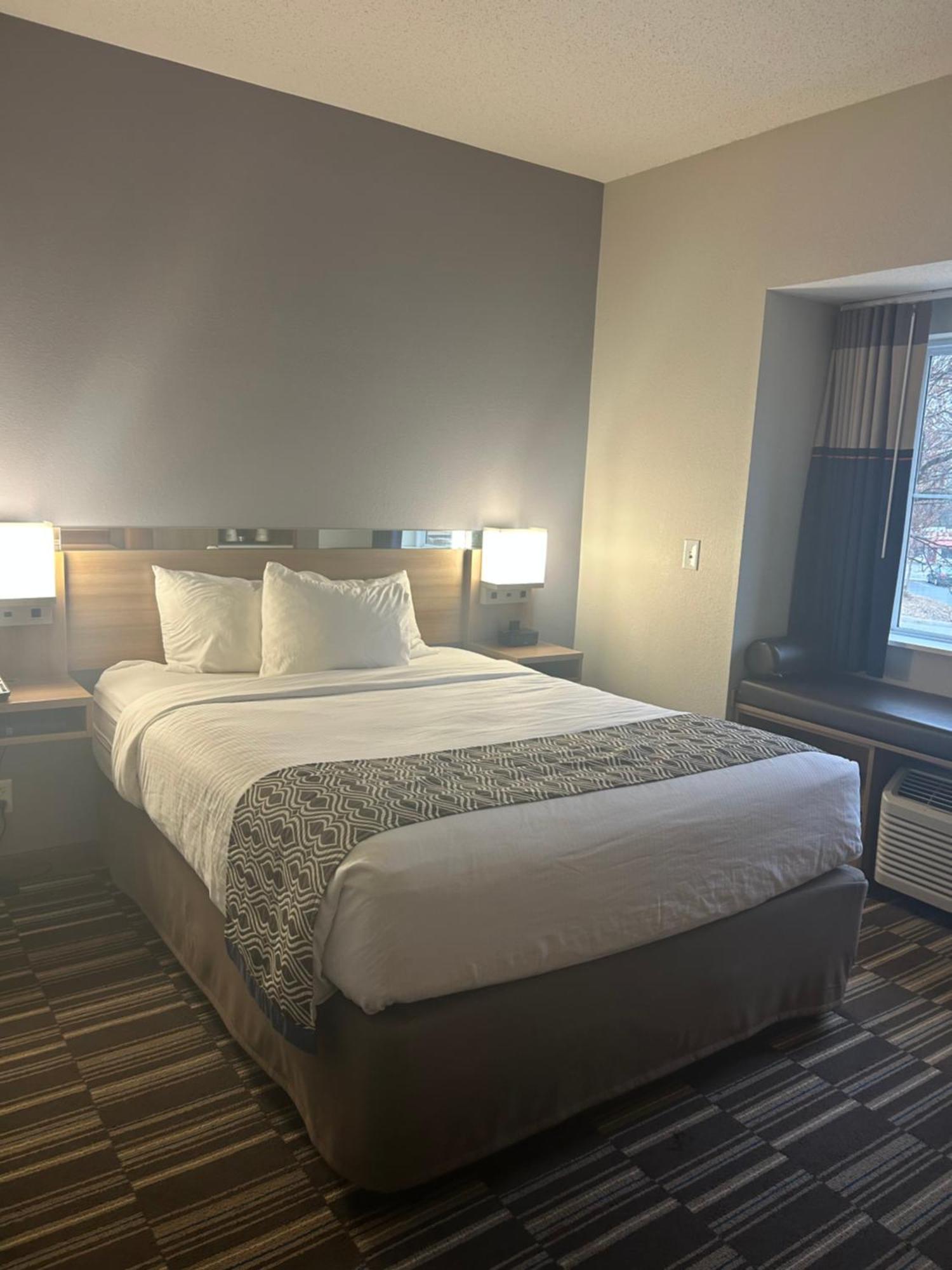 Microtel Inn & Suites By Wyndham Lynchburg Eksteriør billede